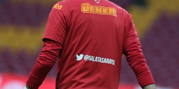 Galatasaray Twitter yasan tirtle protesto etti, Lig TV ekranda gstermedi