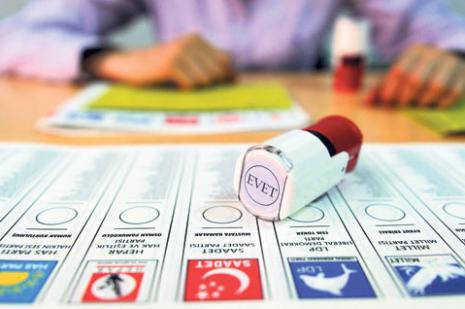 ki ile AK Parti`den CHP`ye geti