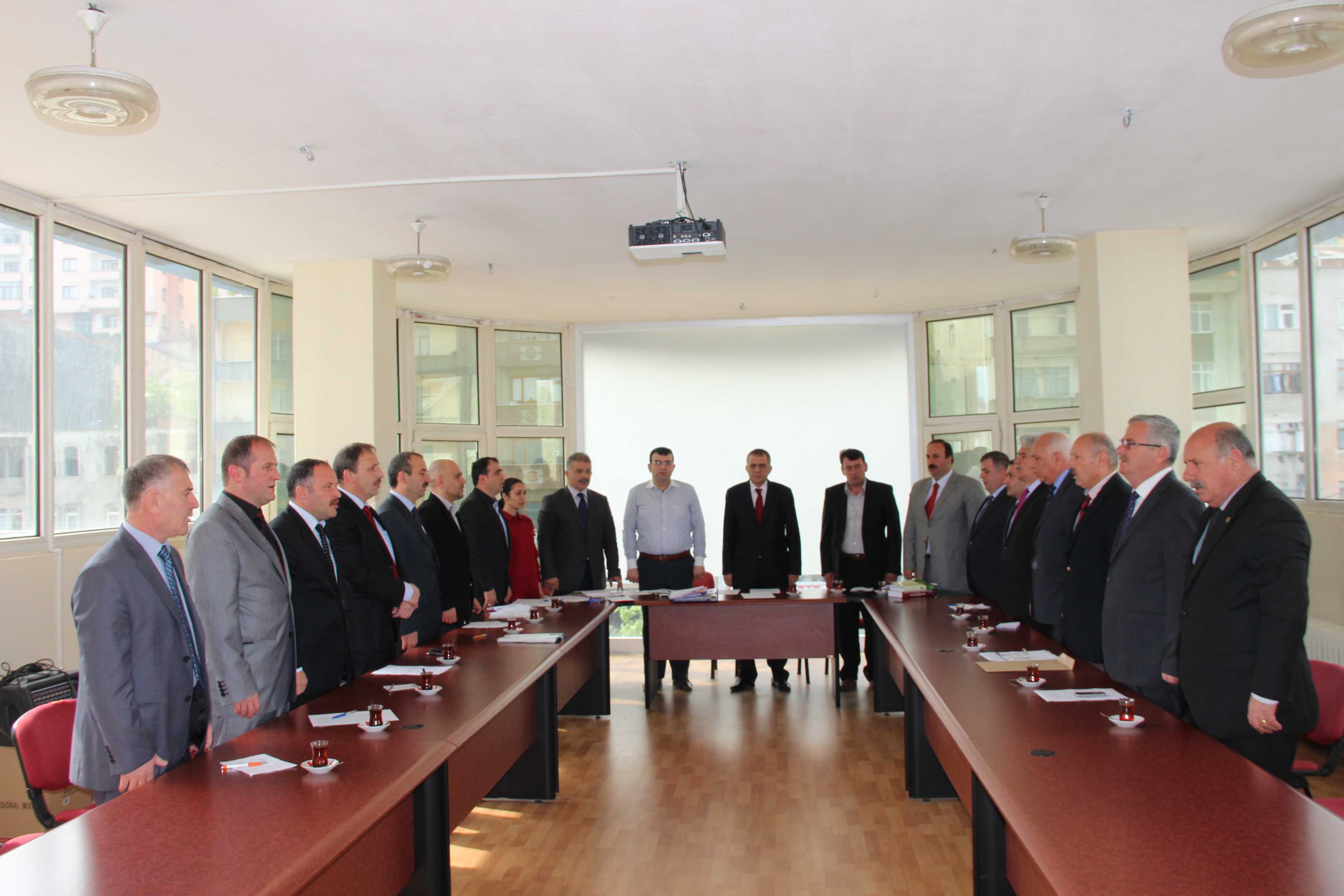 YOMRA BELEDYES LK TOPLANTIYI YAPTI