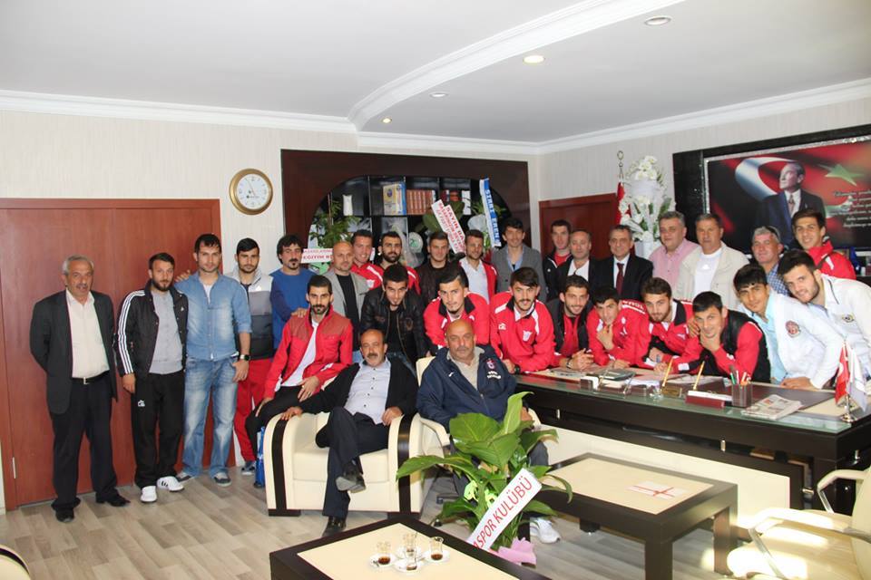 YOMRASPOR BAKANI ZYARET ETT