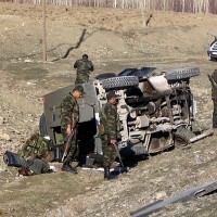 Askeri ara arampole yuvarland: 3 ehit