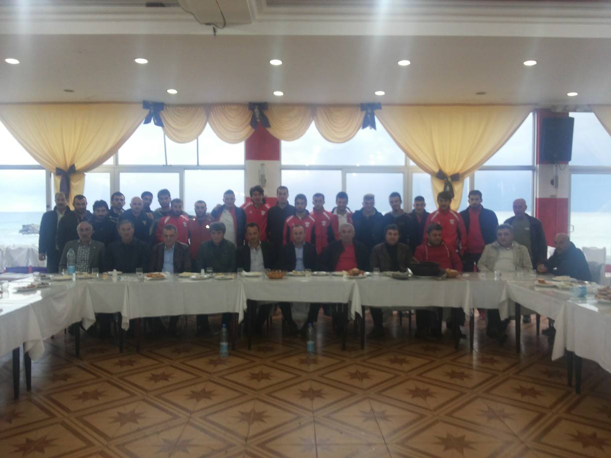 Yomraspor` a Moral Yemei