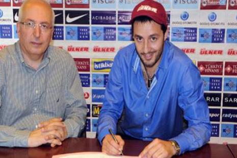 Trabzonspor ilk transferini yapt