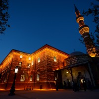 Bu gece `yceli ve ykseliin` kayna Mira