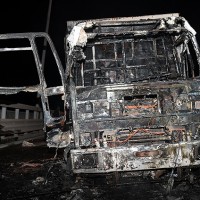 emdinli`de kamyon terristlerce atee verild